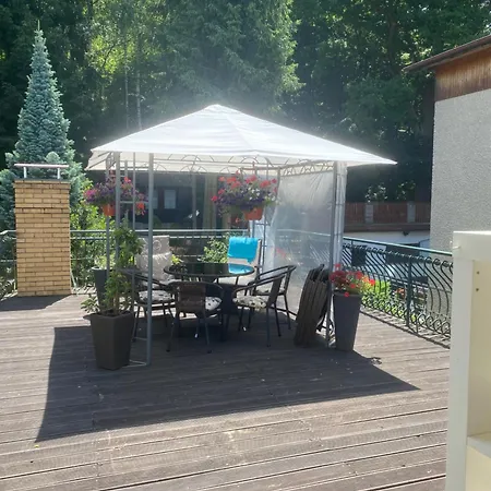 Almira Couette-café