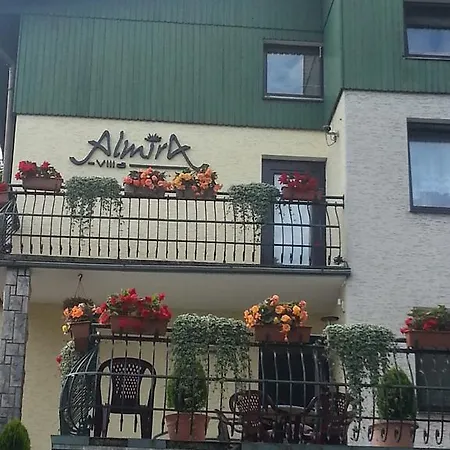 Couette-café Almira