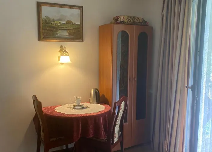 Couette-café Almira 3*