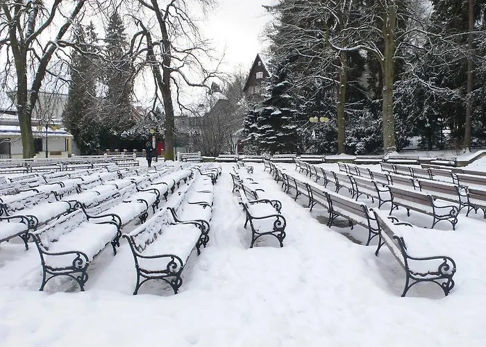 Couette-café Almira 3*