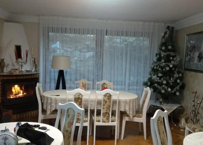 Couette-café Almira 3*